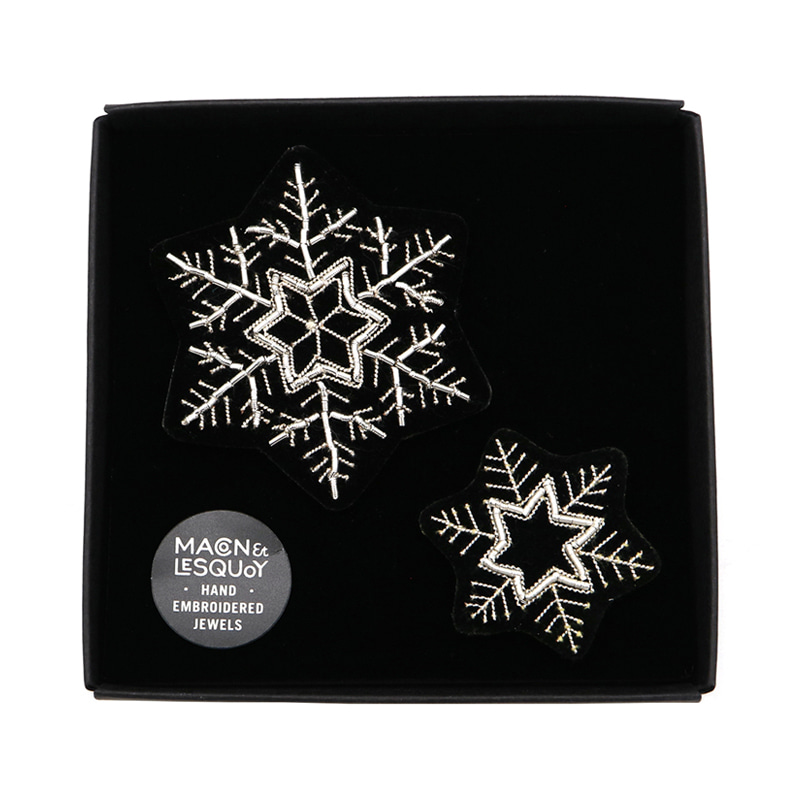 M&amp;L Snow Flakes Brooches