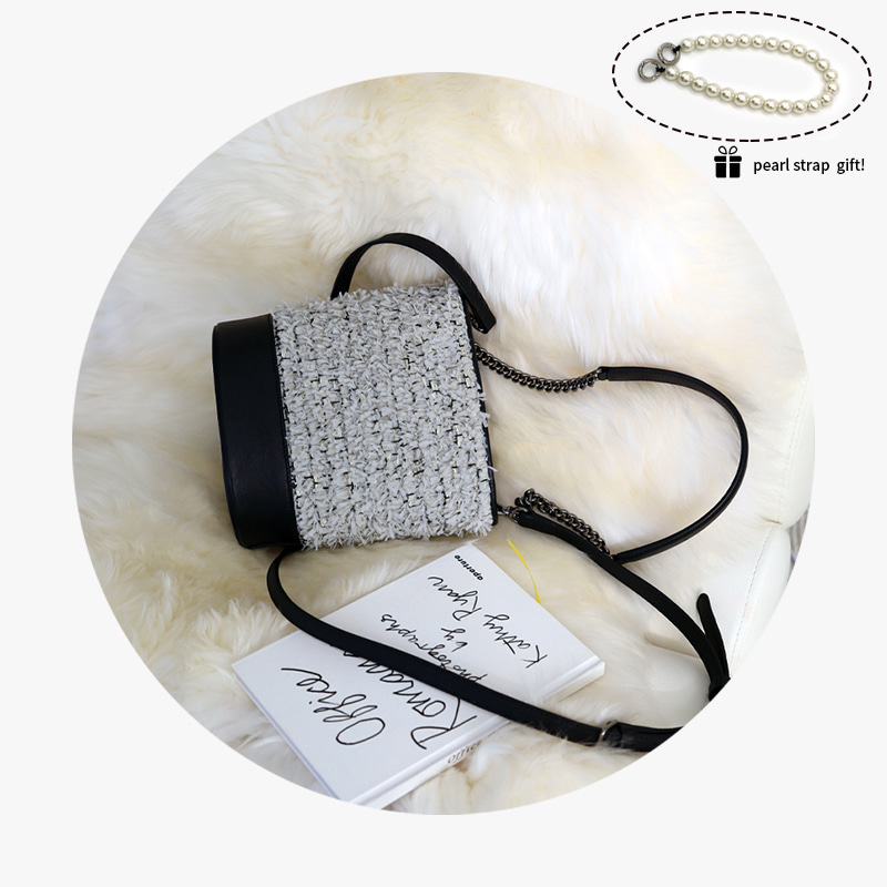 [gift 증정] Couture Tweed Bucket Bag
